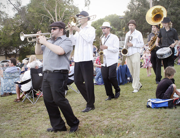 Chameleon Brass Band - Big Band - Musicians Entertainers